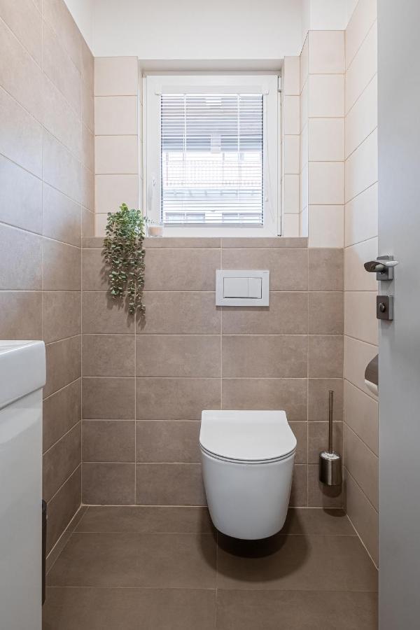 Mlynicky Dvur Apartmany Zabukem מראה חיצוני תמונה