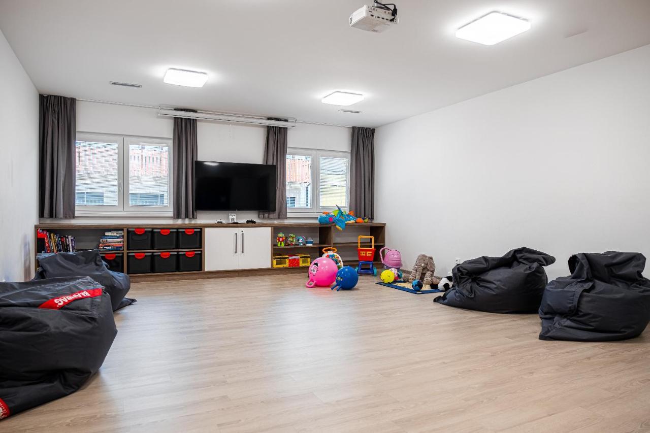 Mlynicky Dvur Apartmany Zabukem מראה חיצוני תמונה